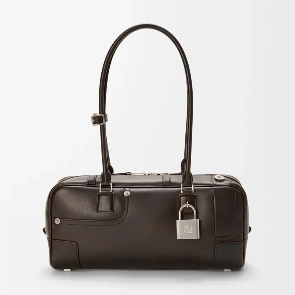 Loewe Panta Amazona 31 Cropped Bag in Shiny Calfskin for Unisex Loewe Panta Amazona 31 Cropped Bag in Shiny Calfskin for Unisex