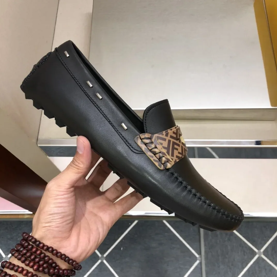 Fendi Force Black Loafers 7D1473