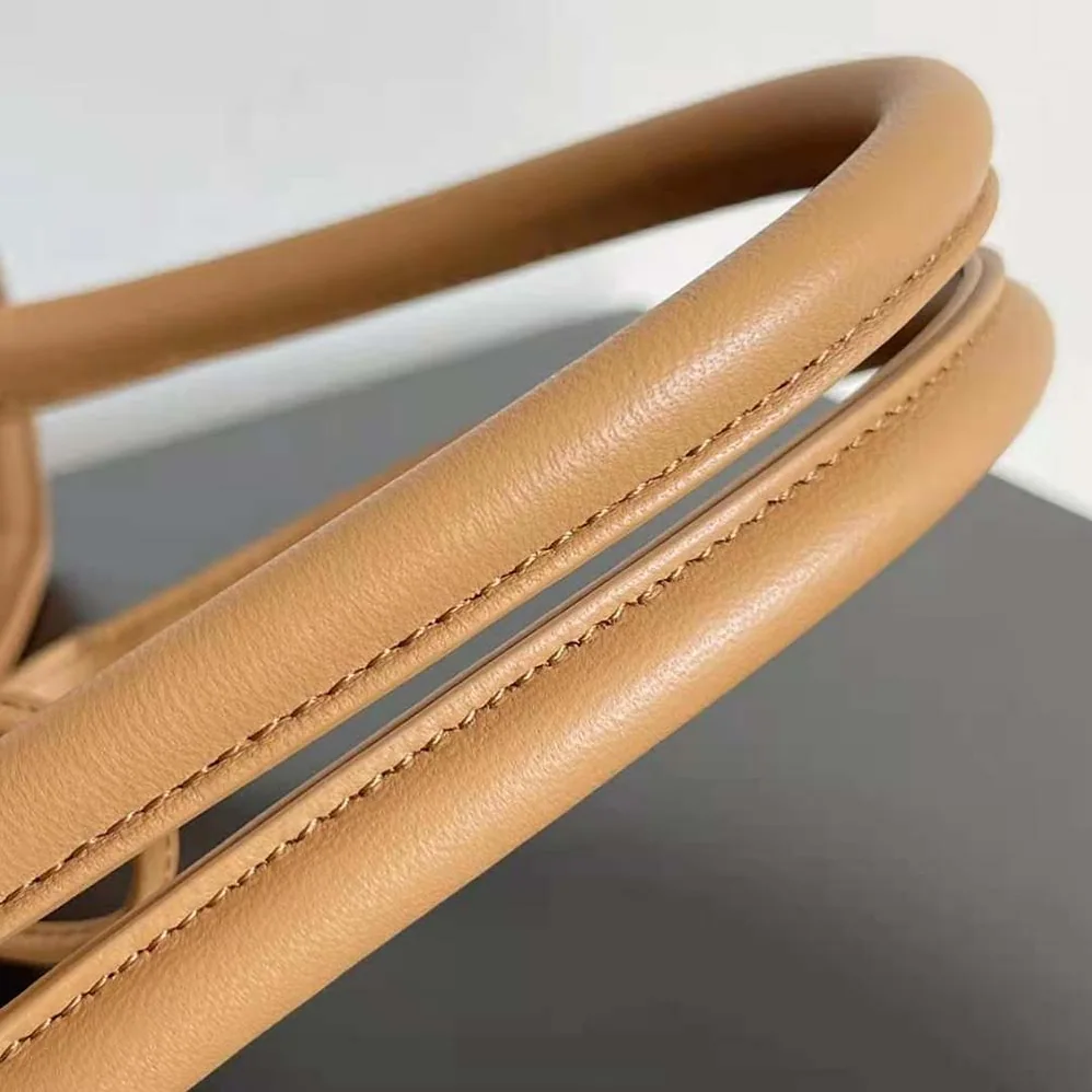 Bottega Veneta Mini Arco Tote Bag with Detachable Strap for Women in Orange Bottega Veneta Mini Arco Tote Bag with Detachable Strap for Women in Orange