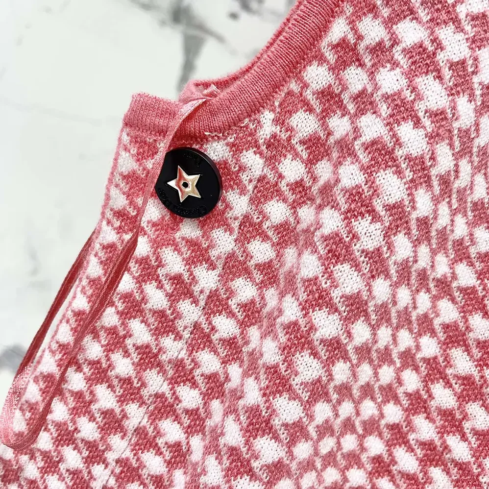 Dior Dioriviera Short Straight Dress White and Candy Pink Houndstooth Technical Knit for Women Dior Dioriviera Short Straight Dress White and Candy Pink Houndstooth Technical Knit for Women