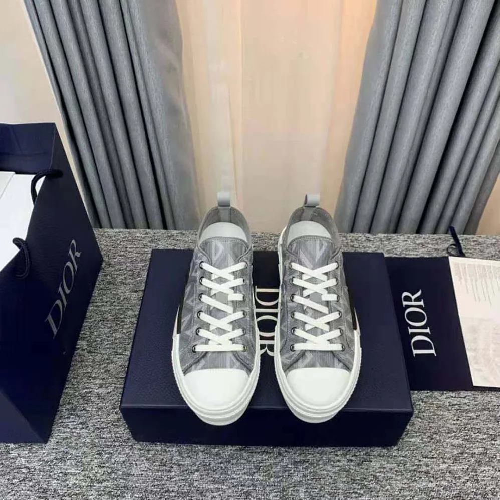 Dior B23 Low-Top Sneaker Dior Gray CD Diamond Canvas for Unisex Dior B23 Low-Top Sneaker Dior Gray CD Diamond Canvas for Unisex