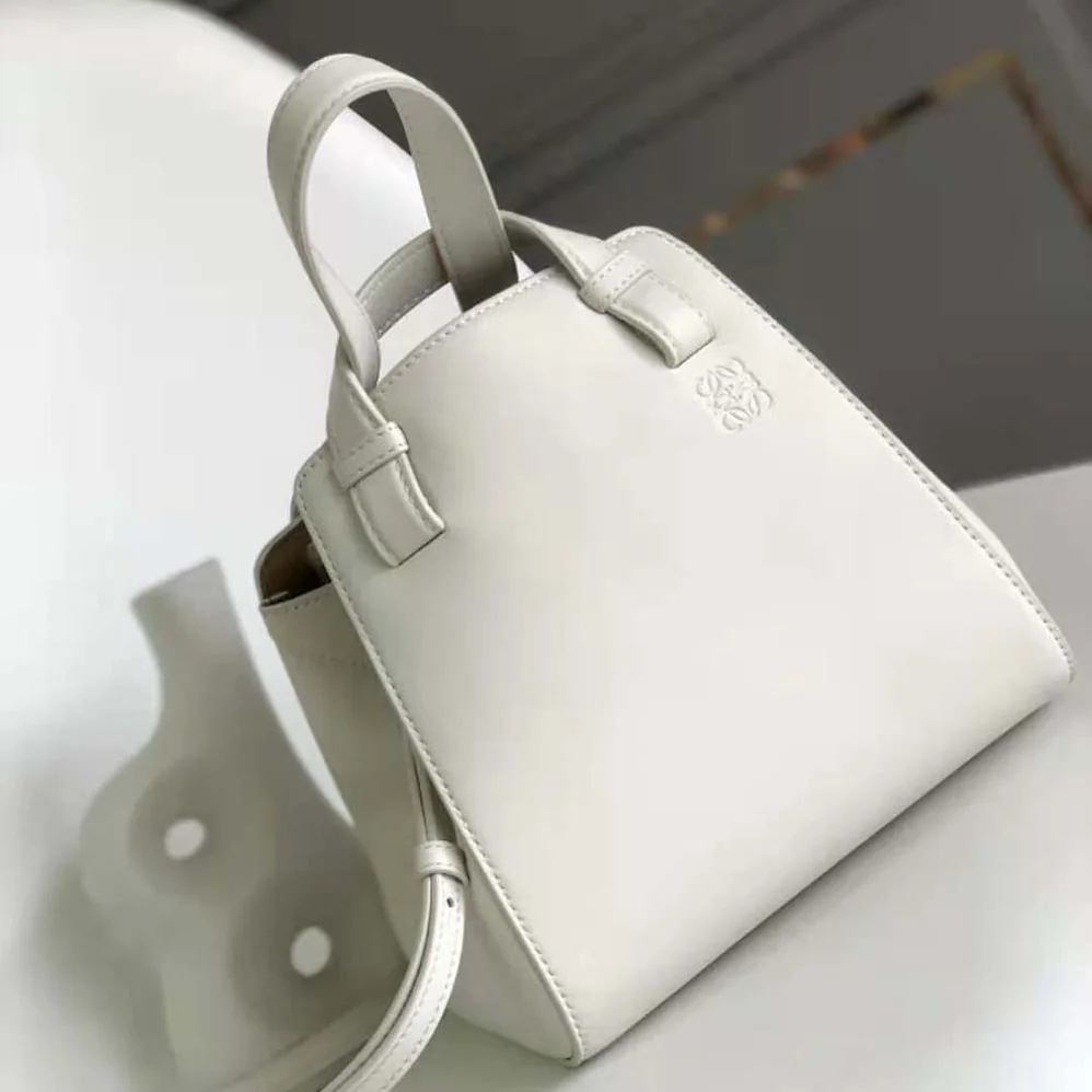 Loewe Hammock Nugget Bag in Nappa Calfskin for Women in White Loewe Hammock Nugget Bag in Nappa Calfskin for Women in White