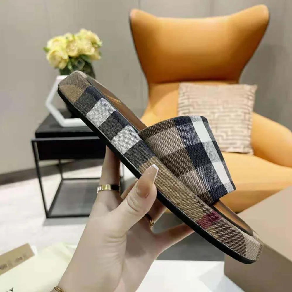 Burberry Check Cotton Slides Containing Organic Cotton for Women in Brown