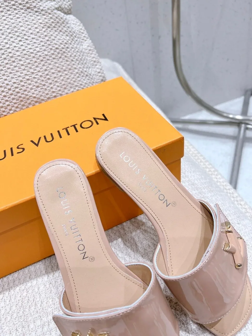 Louis Vuitton Shake Flat Mule Beige Louis Vuitton Shake Flat Mule Beige