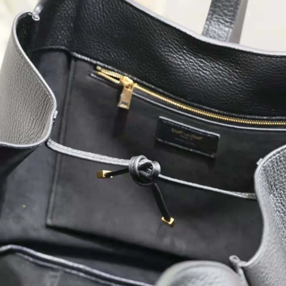 Saint Laurent YSL Bea in Grained Leather for Women in Black Saint Laurent YSL Bea in Grained Leather for Women in Black