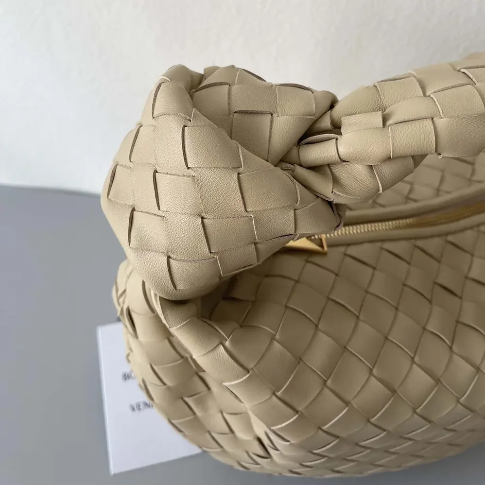 Bottega Veneta Small Jodie for Women in Natural