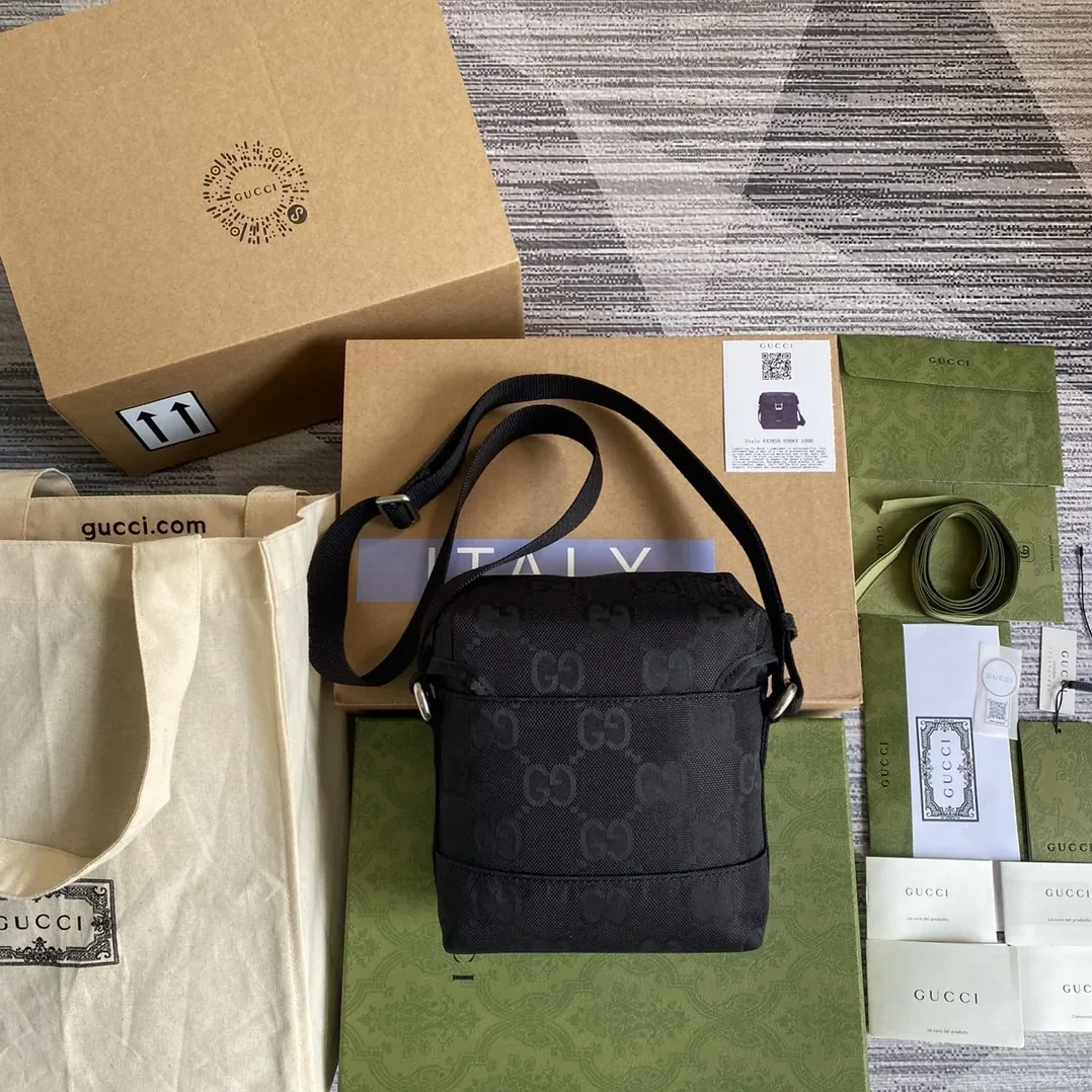 Gucci Off The Grid Messenger Bag Black GG ECONYL® / GG H9HKN