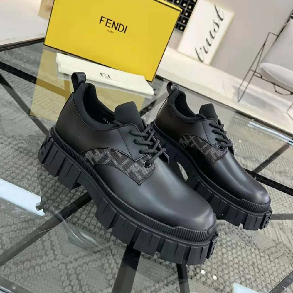 Fendi Force Black Leather Lace for Women in Ups Fendi Force Black Leather Lace for Women in Ups
