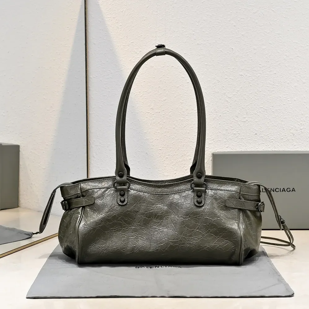 Balenciaga Le City Bag East for Women in West In Army Green Balenciaga Le City Bag East for Women in West In Army Green