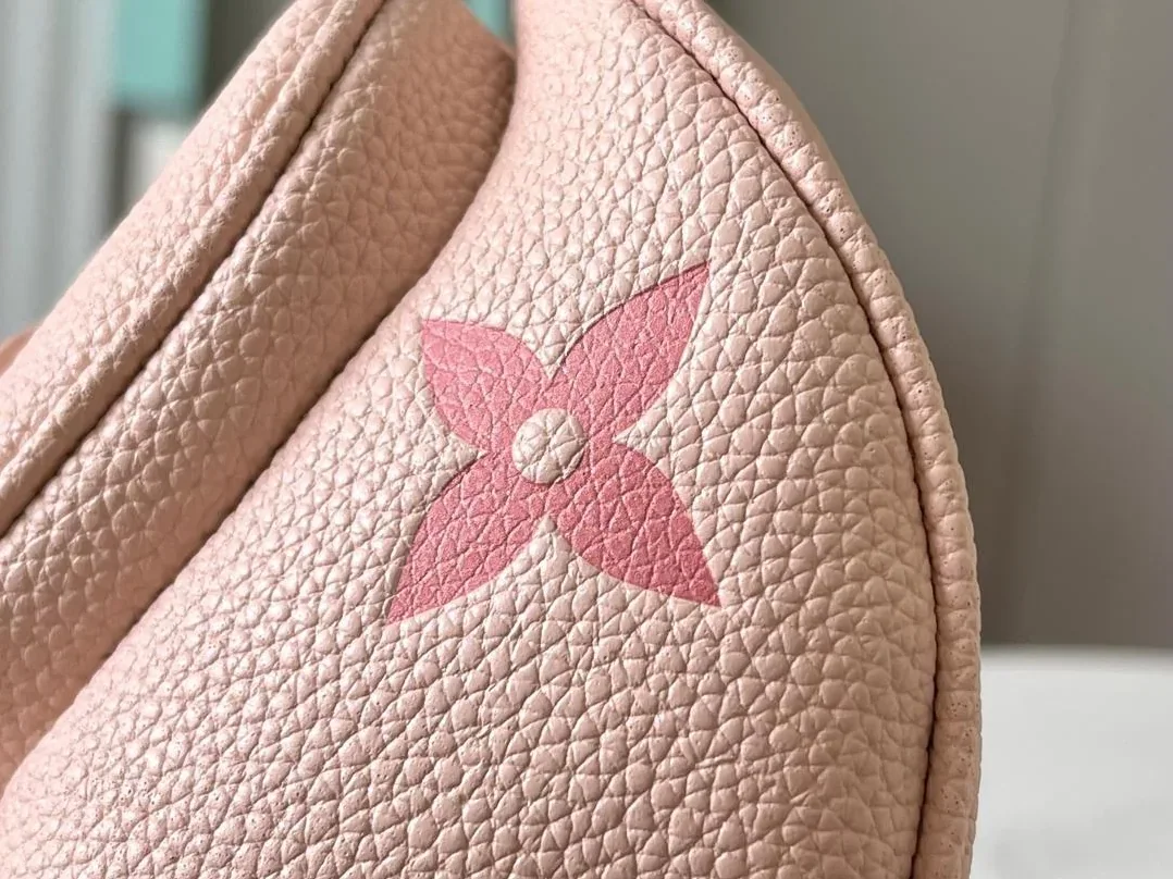 Louis Vuitton Mini Bumbag in Gradient Pink Gold Hardware Louis Vuitton Mini Bumbag in Gradient Pink Gold Hardware