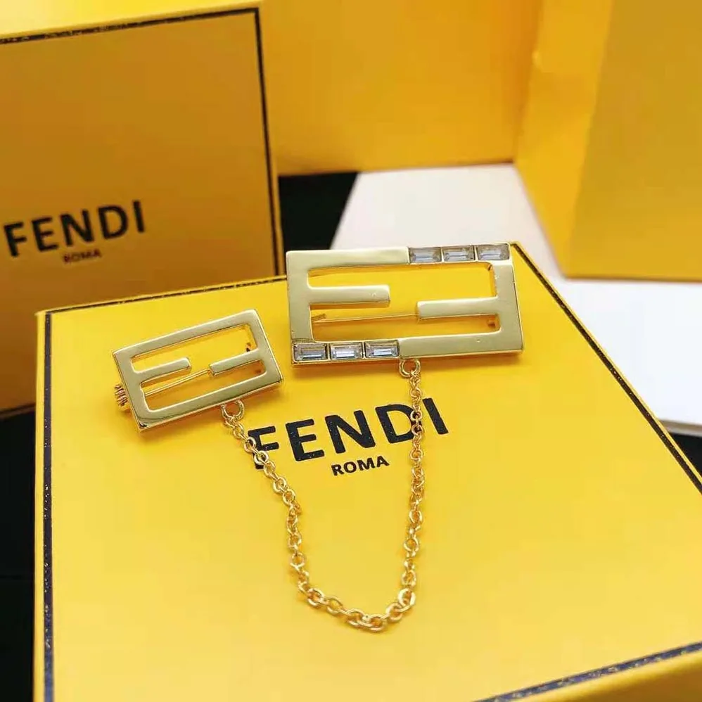 Fendi Baguette Brooch Gold Coloured for Women Fendi Baguette Brooch Gold Coloured for Women