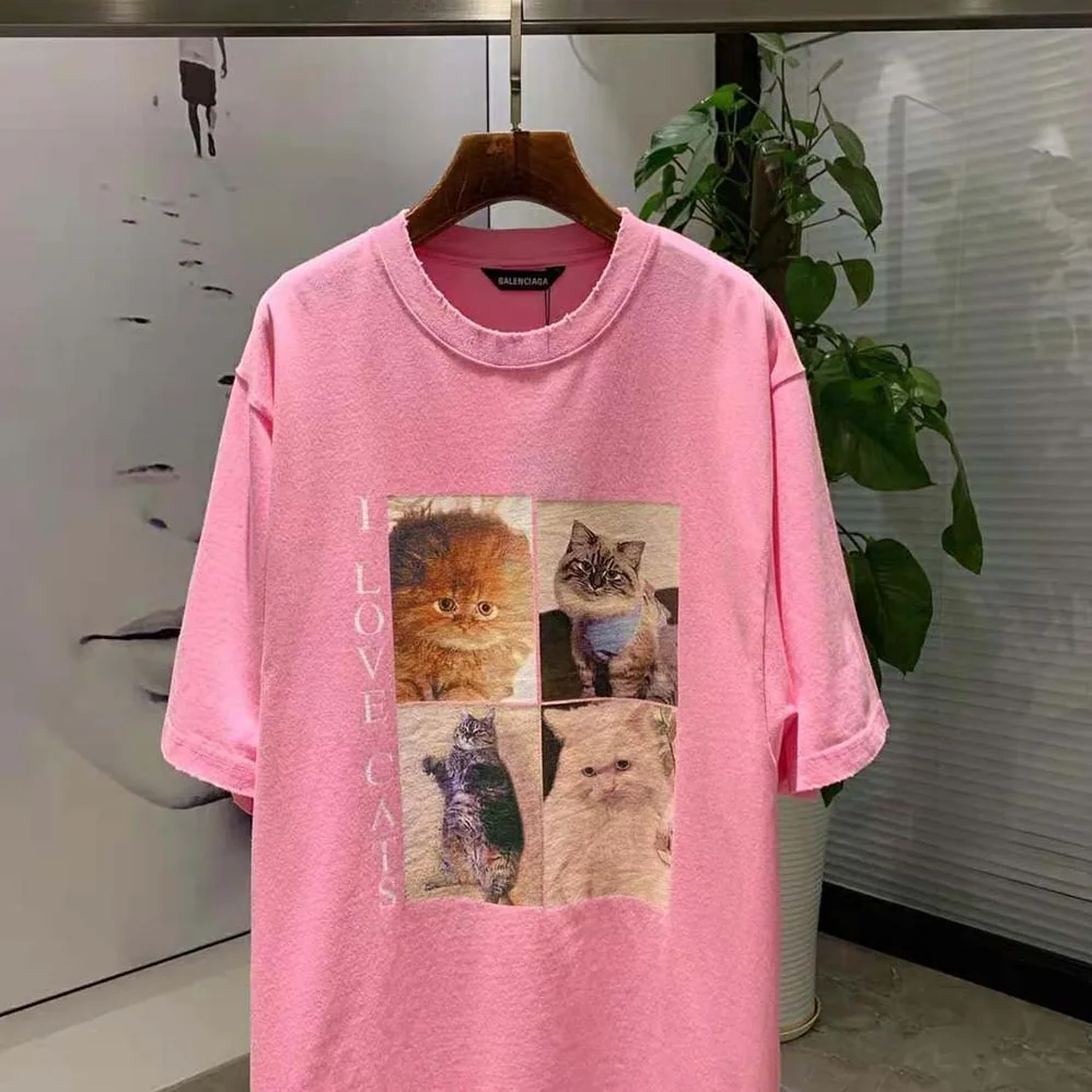 Balenciaga I Love Cats XL T for Women in Shirt in Pink Balenciaga I Love Cats XL T for Women in Shirt in Pink