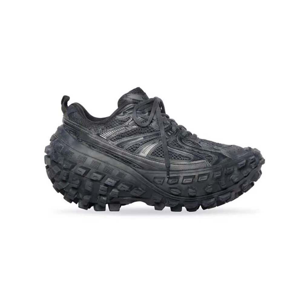 Balenciaga Bouncer Sneaker in Black Mesh and Nylon for Unisex