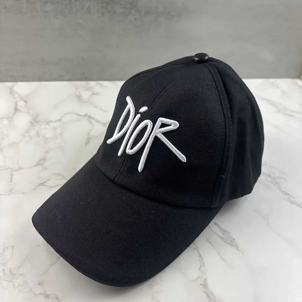 Dior Stussy Embroidered Logo Hat Black Cotton Canvas for Unisex Dior Stussy Embroidered Logo Hat Black Cotton Canvas for Unisex