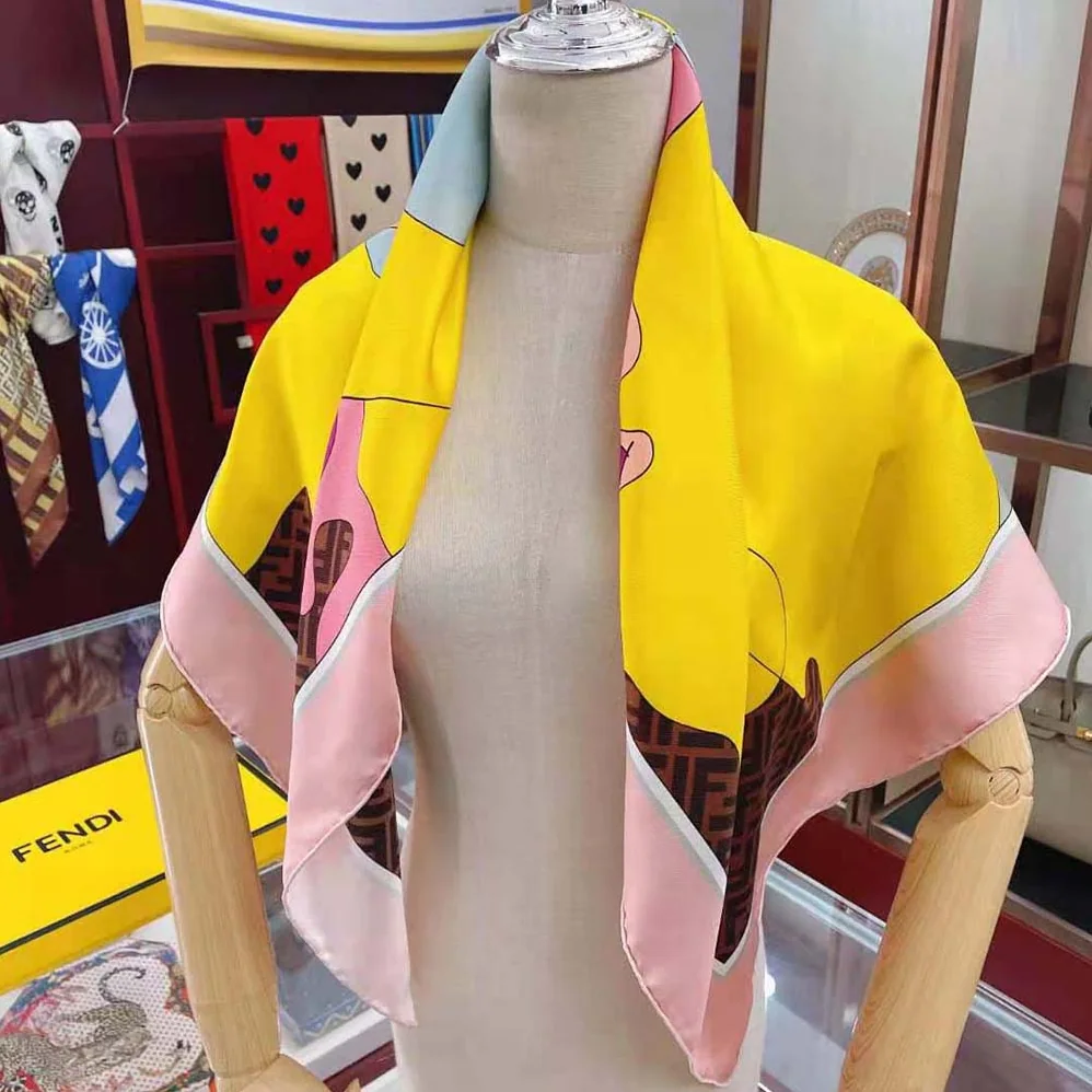 Fendi Show Foulard Multicolor Silk Foulard for Women in Yellow Fendi Show Foulard Multicolor Silk Foulard for Women in Yellow