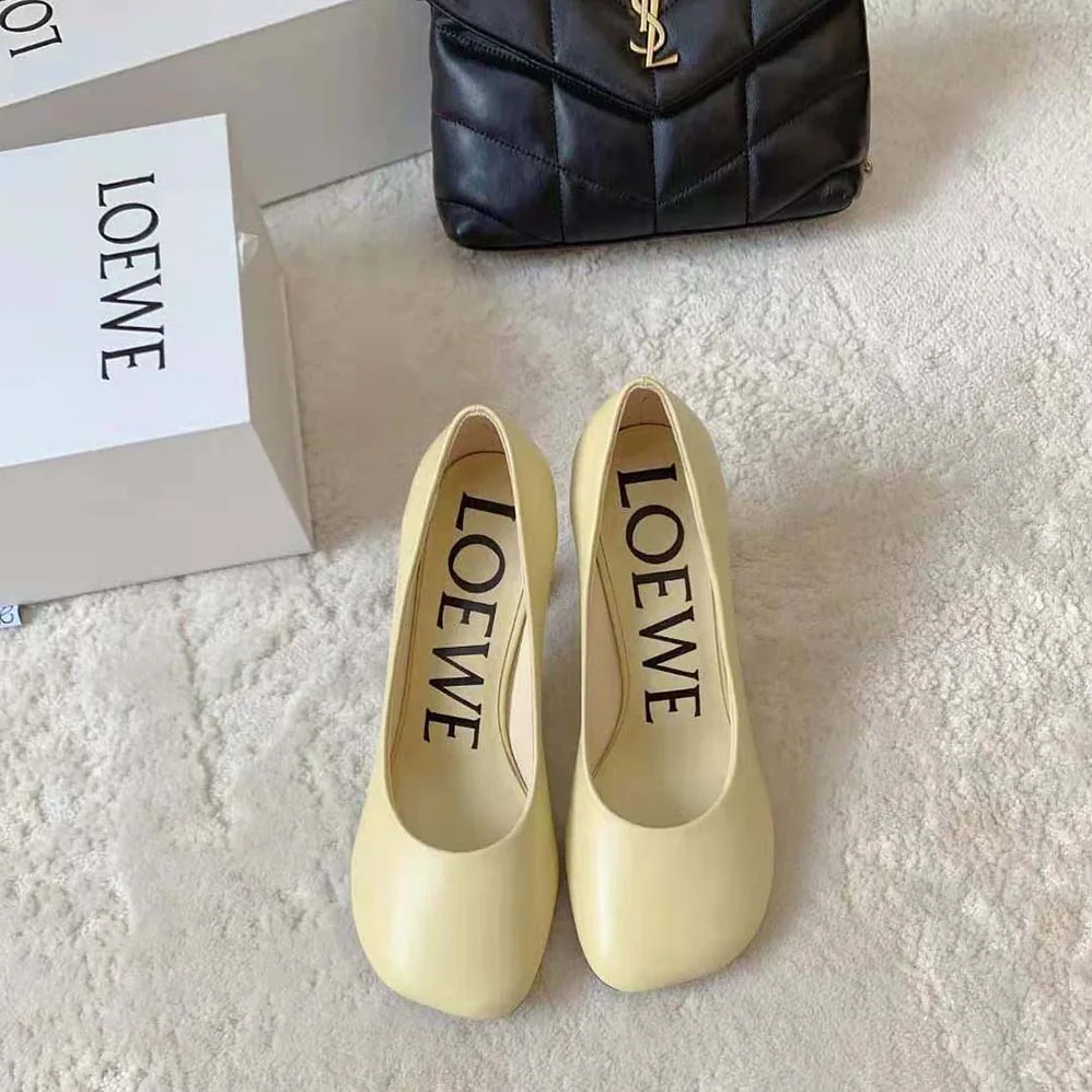 Loewe Toy Pump in Goatskin for Women in Yellow Loewe Toy Pump in Goatskin for Women in Yellow