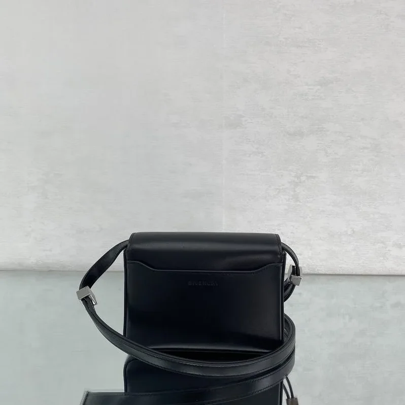 Givenchy Small 4G Bag Black Givenchy Small 4G Bag Black