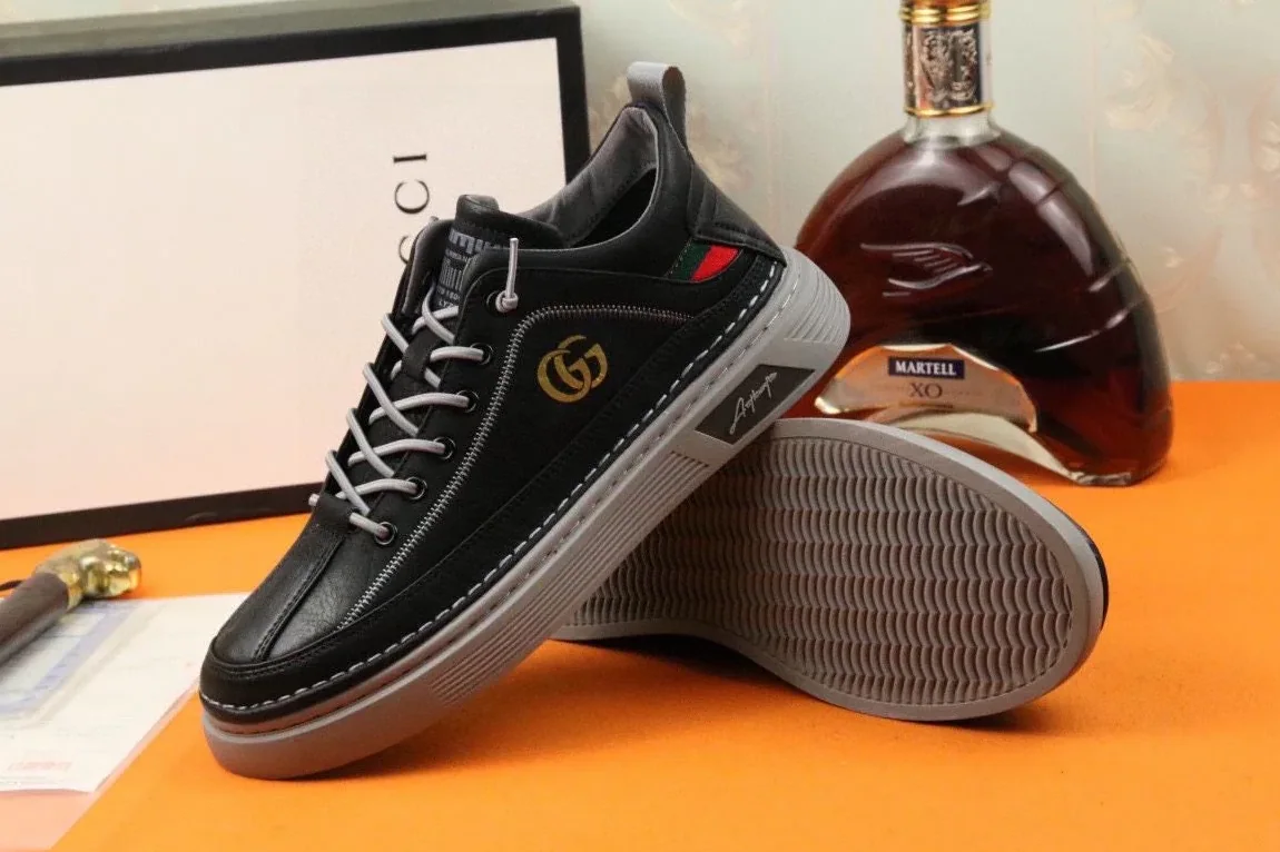 Gucci Sneakers With Logo GG Gold Web Black for Men Gucci Sneakers With Logo GG Gold Web Black for Men