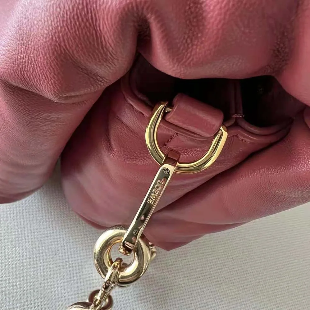 Loewe Puffer Goya Bag in Shiny Nappa Lambskin for Women in Rose Loewe Puffer Goya Bag in Shiny Nappa Lambskin for Women in Rose
